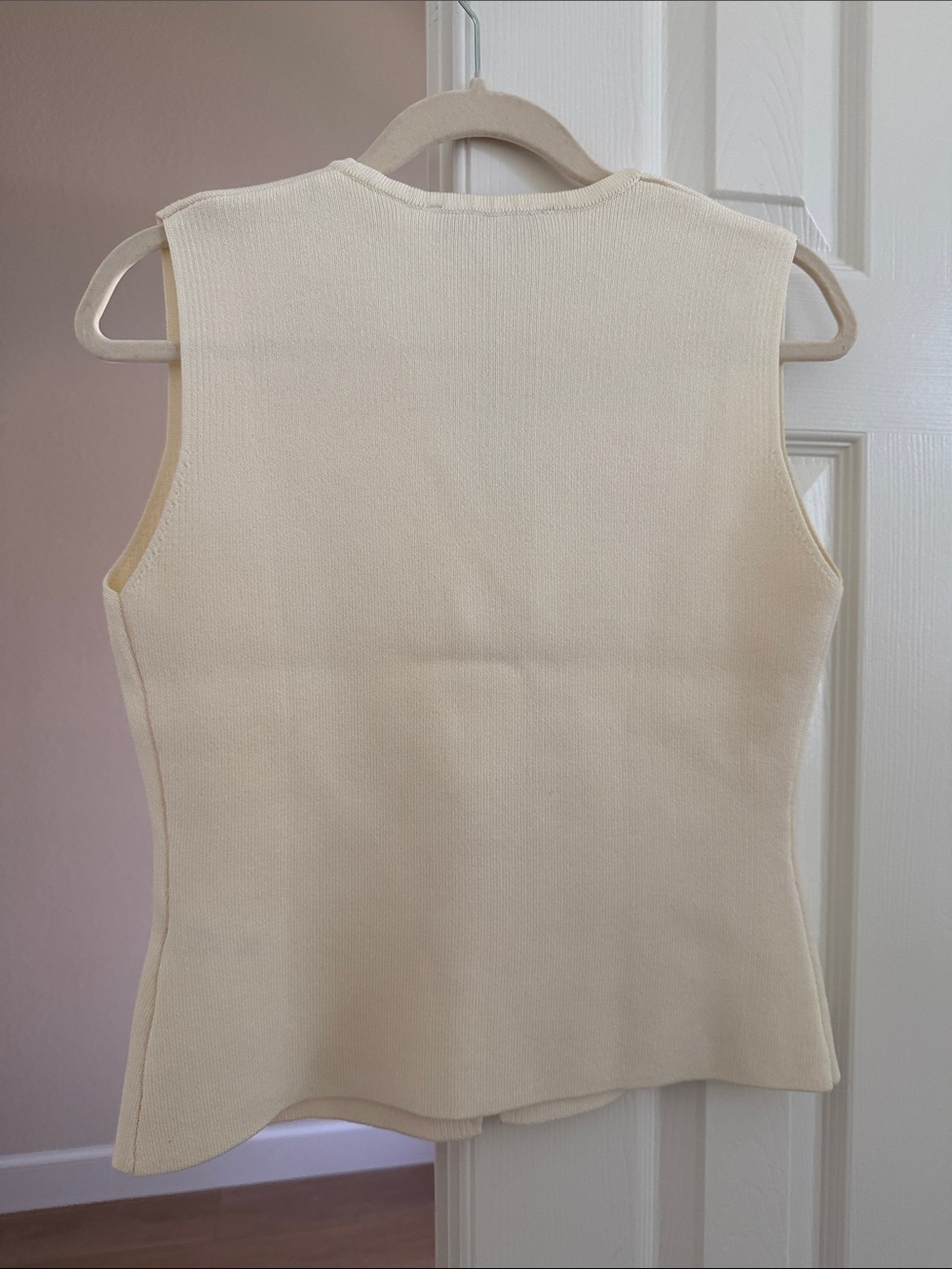 Zara Cream Sleeveless Buttoned Knit Vest - Picture 4 of 5